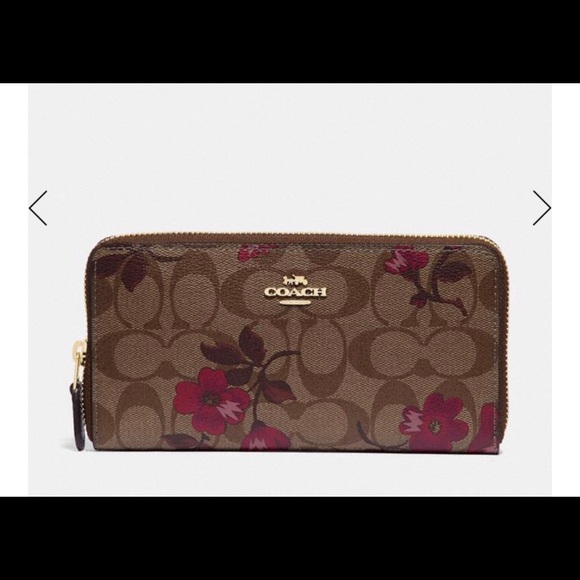 NWT Coach floral Signature Large Accordion Wallet - Picture 1 of 2